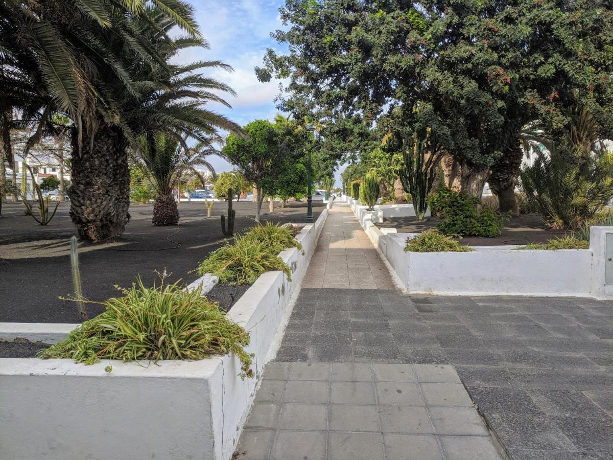 Ground Floor With Private Garden, Charcos